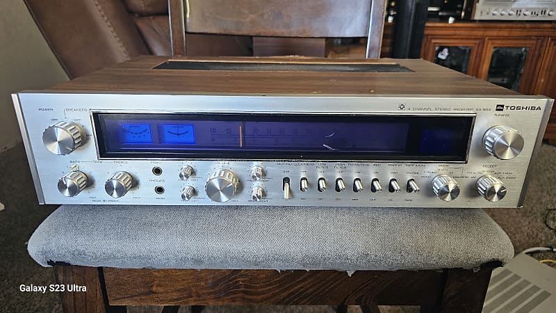Toshiba receiver Sa 504 1973 - Silverface  			