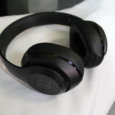 Beats Studio 3 Headphones (Used) image 5