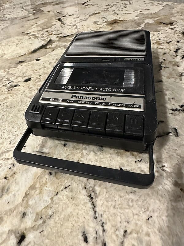 Panasonic Model RQ-2102 Slim Line Portable Cassette Player Recorder