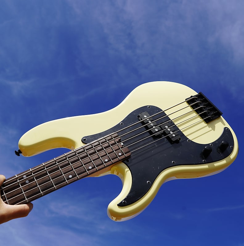 Schecter DIAMOND SERIES P-5 Ivory Left Handed 5-String Electric