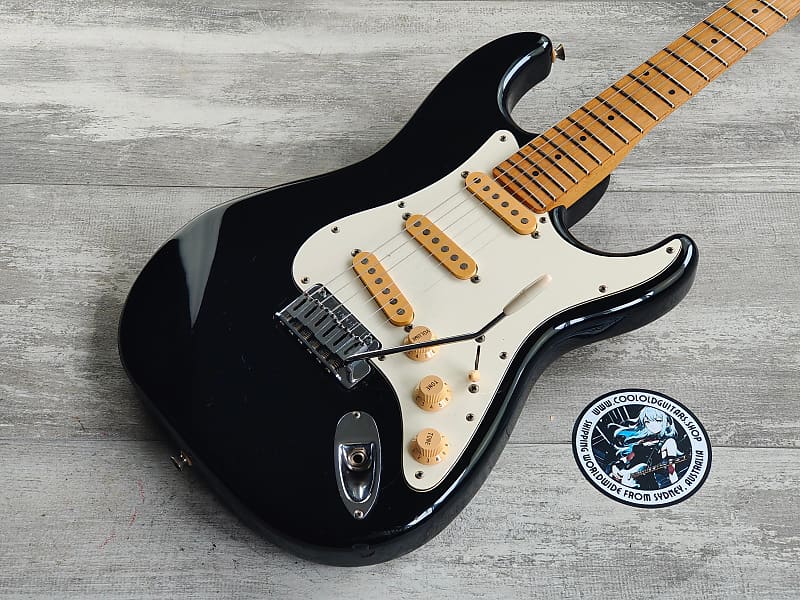 1988 Fender Japan STM55 Pro Feel 