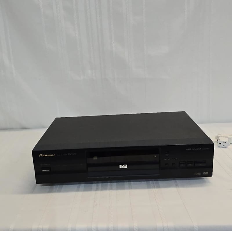 Pioneer DV-525 DVD Player - Black  			
