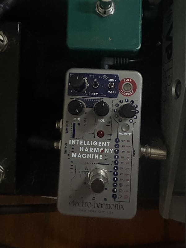 Electro-Harmonix Intelligent Harmony Machine