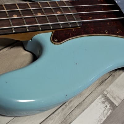 Fender Time Machine 1963 Precision Bass Journeyman Relic -  Aged Daphne Blue image 9