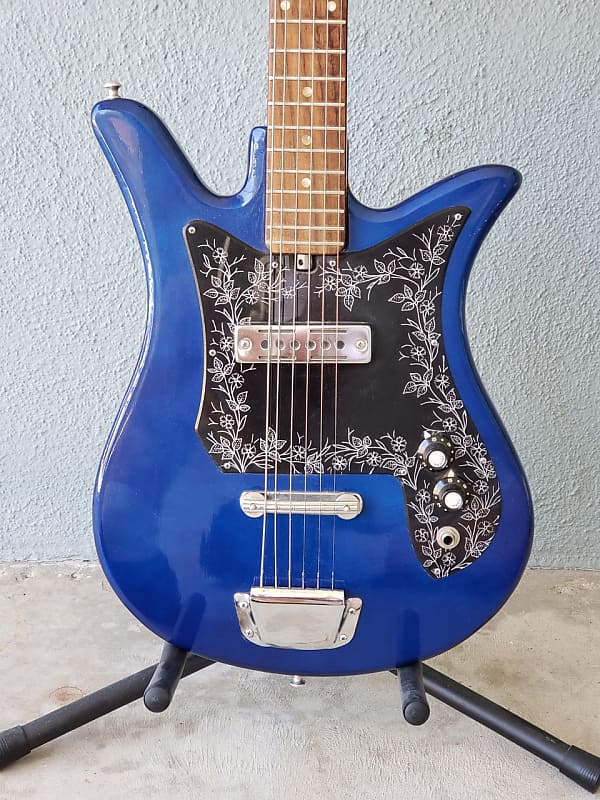 Teisco Tulip Guitar Model E-110 1960's in Royal Blue, Nice