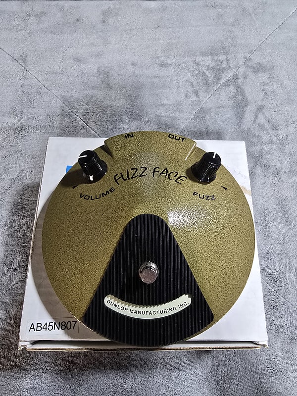 ギター JIM DUNLOP  EJ-F1 Eric Johnson Fuzz Face ejf1.jpg?optimize=medium&bg-