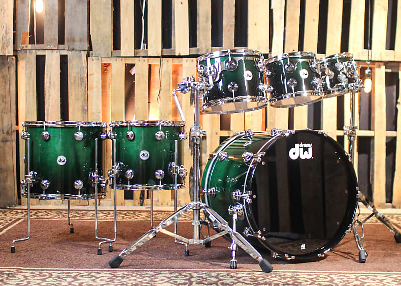 DW Collector's Standard Maple Hunter Green to Black Fade Drum Reverb