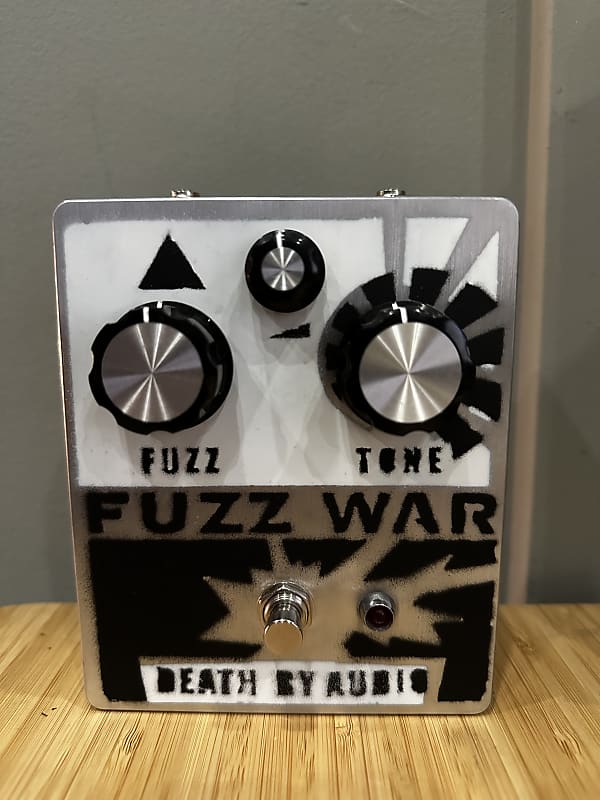 Death By Audio Fuzz War