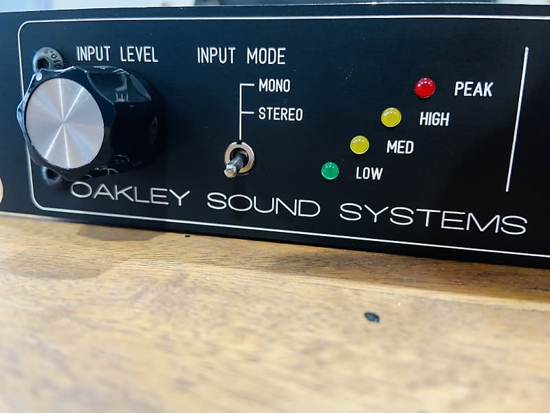Oakley Sound Systems SRE330 Enhanced Stereo Ensemble and Chorus Module / Analog Multimode Chorus image 1