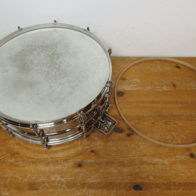 Vintage Vintage 1930 Super-Ludwig Snare Drum 5x14" Nickel Plated Brass Shell 10 Tube Lug image 4