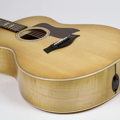 Taylor 618e V Class Grand Orchestra Acoustic-Electric Guitar - Antique Blonde 2021 w/OHSC image 6