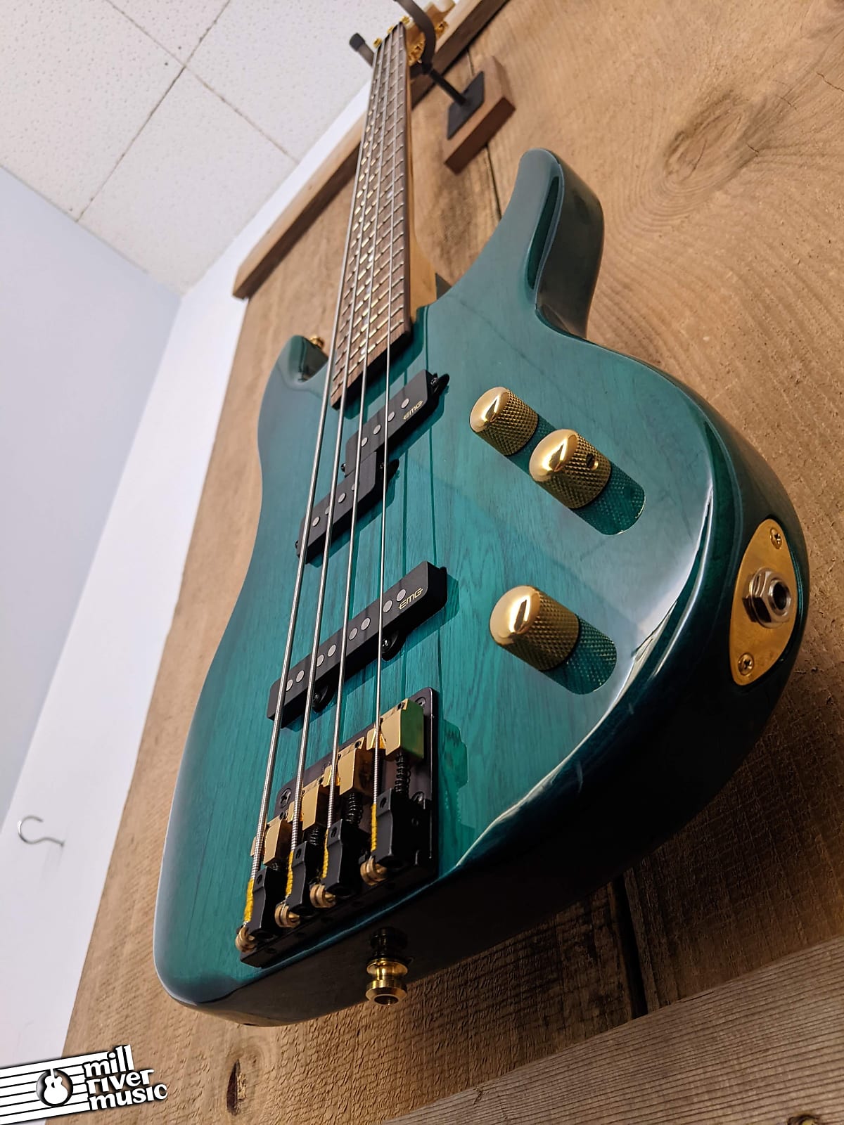 Valley Arts USA California Pro Electric Bass Translucent Green 1990s w/ HSC