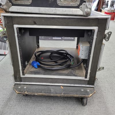 Anvil 8-U Shock Mount Rack Case with Wheels and Drawer - Black image 4