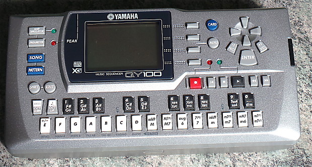 Yamaha QY100 MIDI Synth Sequencer qy-100 drum machine w/64MB Card