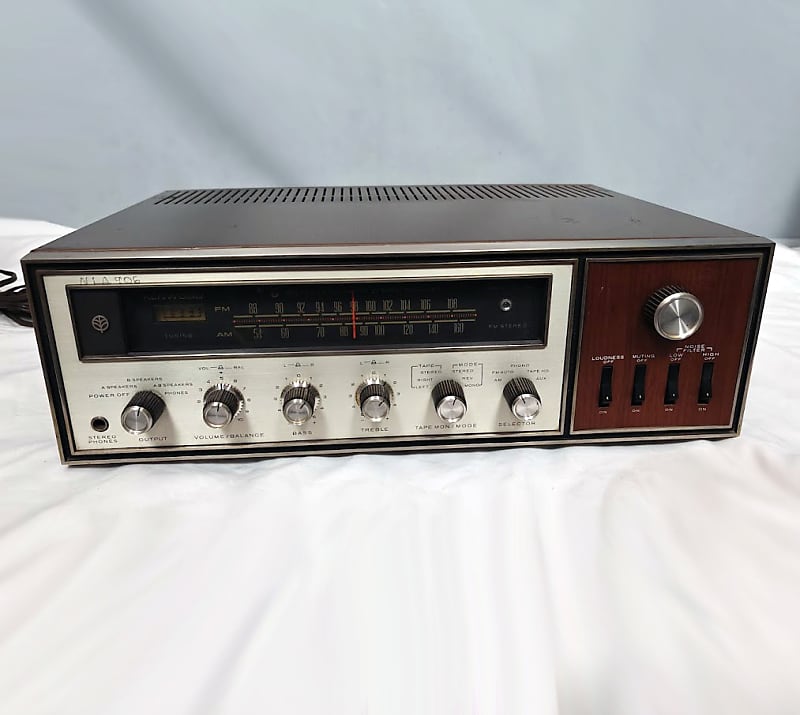 Kenwood TK-88 AM-FM Stereo Receiver  			