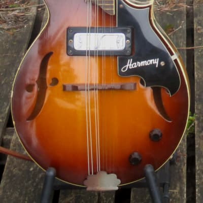 Harmony H35 electric mandolin 1967 Sunburst image 2