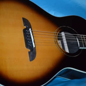 Alvarez AP710SB Artist Series Acoustic Parlor Reverb