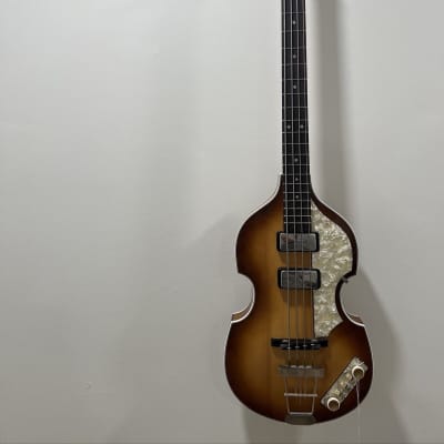 Hofner 500/1 "Cavern" Violin Bass 1961 - Sunburst image 4