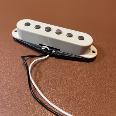 Fender Classic Vibe 70's Guitar Pickup Bridge 2010's - White image 1