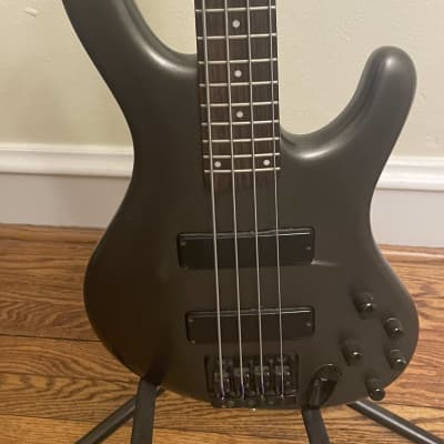 近未来デザイン！ibanez EDB600 アクティブベース エルゴダイン