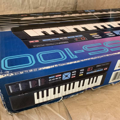 YAMAHA PSS-100 ポータサウンド デジタル録音キーボード テクノ YAMAHA PSS-100 ポータサウンド デジタル録音キーボード テクノ
