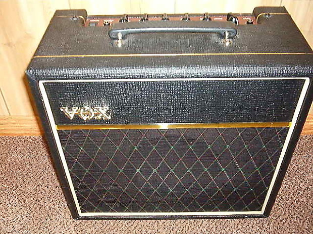 その他 VOX Pathfinder 15 Used Vox Pathfinder 15 - Sweetwater's Gear Exchange