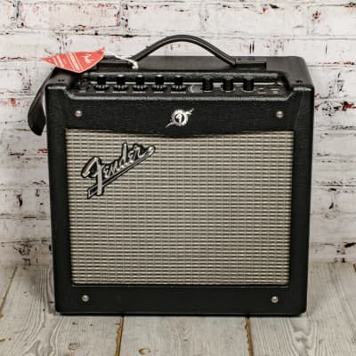 Fender PR824- Mustang I V.2 Modeling Combo Amp | Reverb