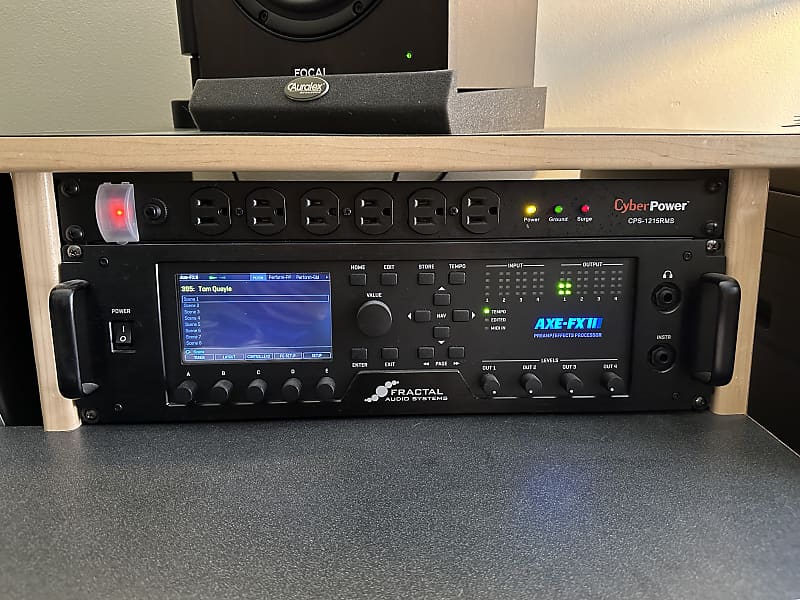 Fractal Audio Systems AXE-FXIII 無印（Fractal Audio Axe-FX