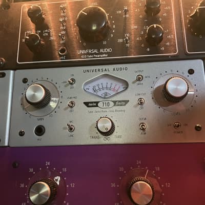 Universal Audio 710 Twin-Finity - Gearspace