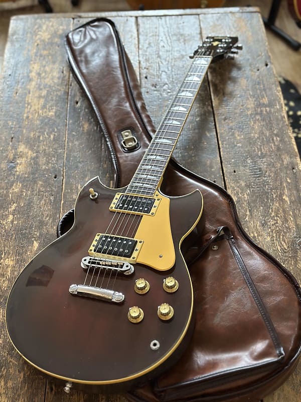 Vintage 1979 Japanese Yamaha SG800 OS with Yamano