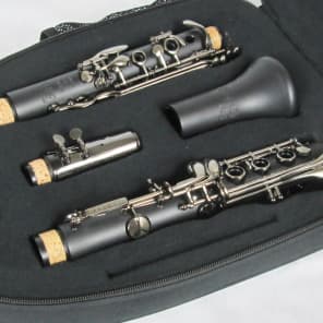 Leblanc Bliss Backun LB320 Bb Clarinet w Black Keys Backpack Case