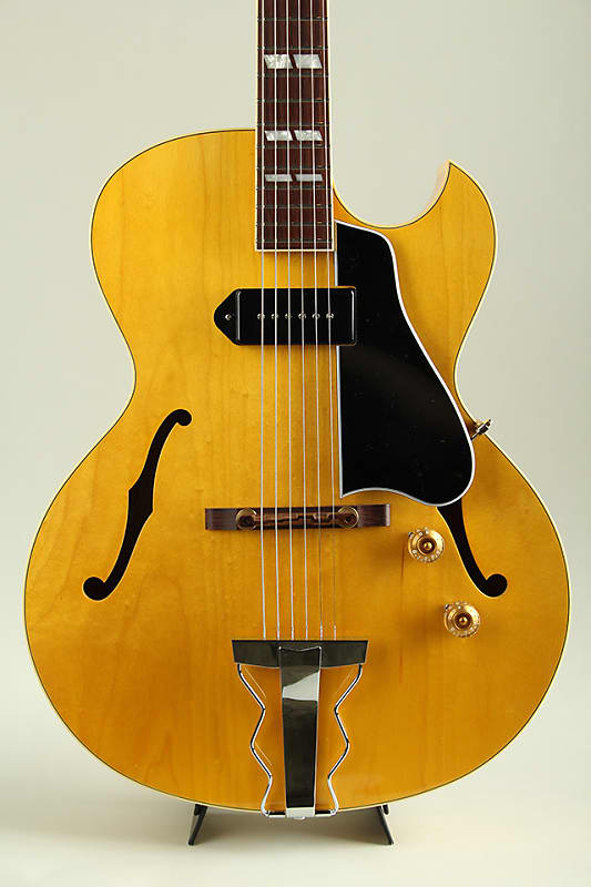 Archtop Tribute Custom ATC175 Classic