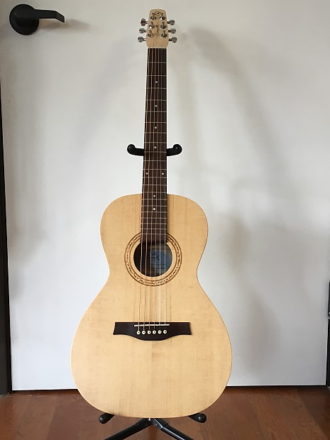 Seagull Excursion Natural Solid Spruce Grand SG