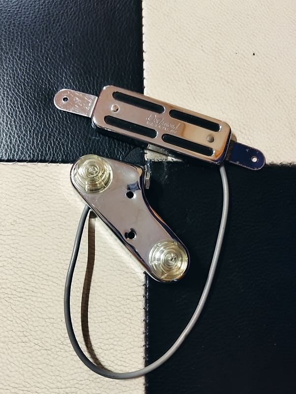 DeArmond Model 40 1968 - Chrome image 1