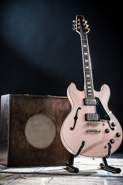 Pink semi hollow guitar new arrivals