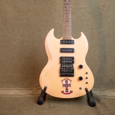 1985 Gibson SG Special 400 Electric Guitar - Guns 'n Roses Duff McKagan Panther Pink Made in USA image 2