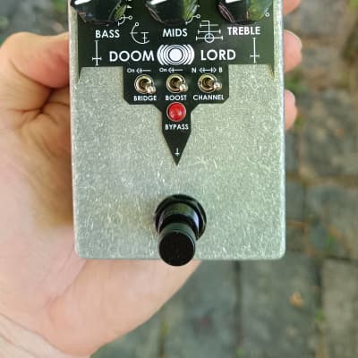 DIY DoomLord guitar pedal with Boost (inspired by Sunn model T Pre-Amp) 2025 - Alu / Black image 2