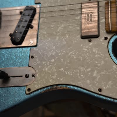 American Fender Telecaster Heavy Relic Blue Sparkle Hums-Aged Blonde Tolex image 2