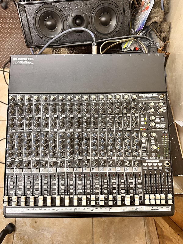 Mackie 1604-VLZ PRO 16 Channel Analog Mixer - USA - tested & working #7994