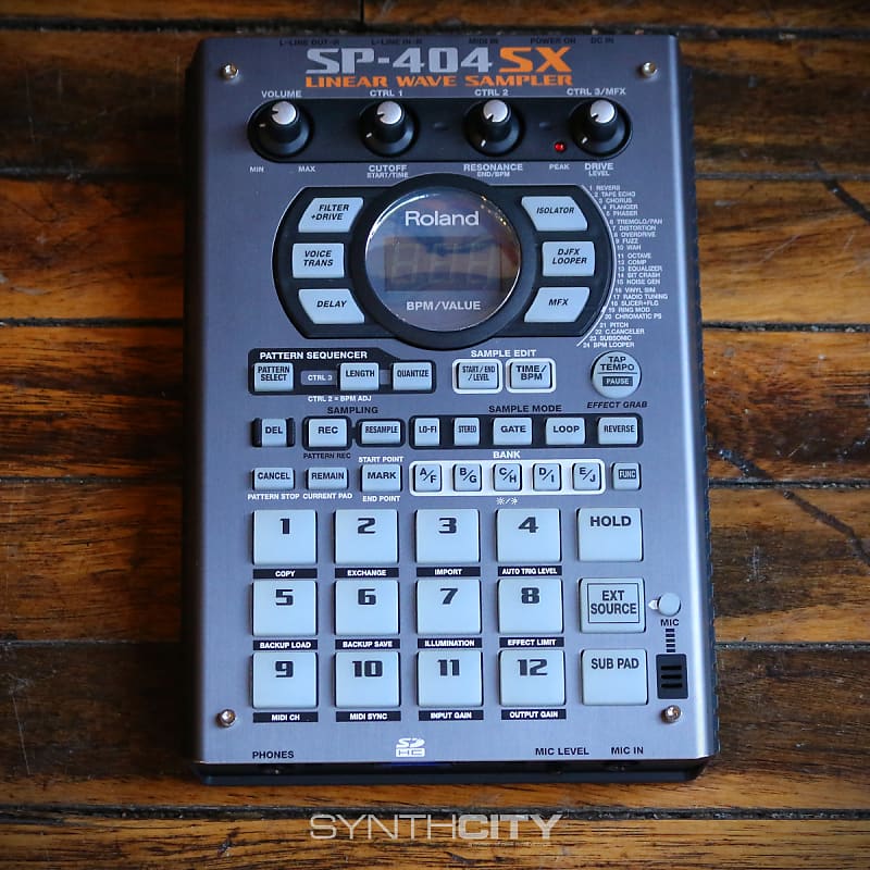 Roland SP-404SX Linear Wave Sampler