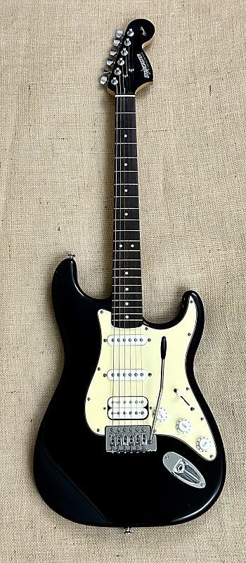 Fender Starcaster Stratocaster - Black with Matching