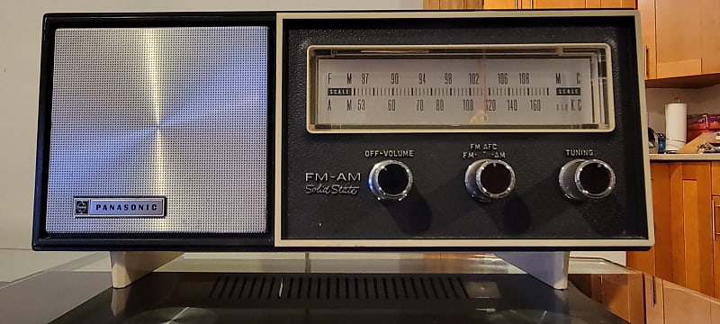 1970s on sale Panasonic re 6137 am fm radio