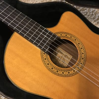 Alvarez Yairi CY128CE Classical Acoustic-Electric Guitar in mint condition with original hard case image 7