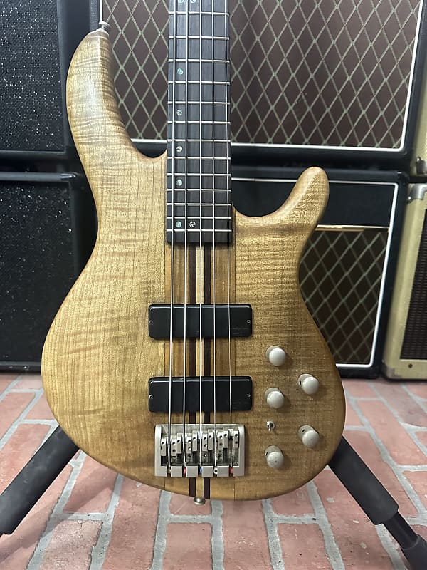 Cort A5 Plus FMMH OPN Artisan Series Figured Maple/Mahogany 5-String Bass  Open Pore Natural