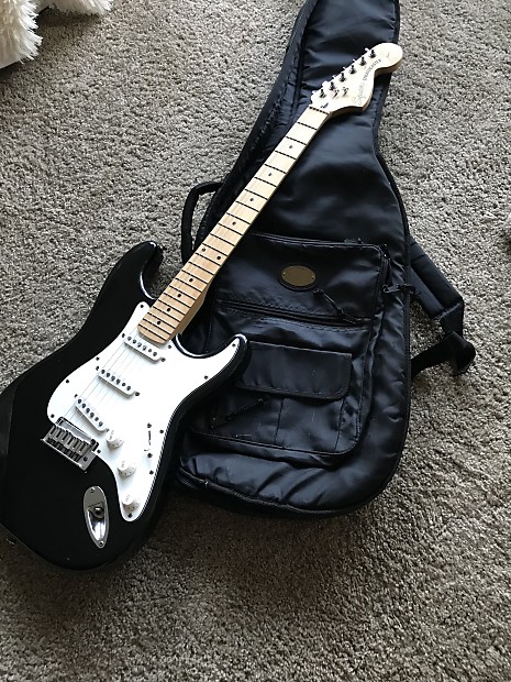 2002 Fender Squier Standard Stratocaster 20th Anniversary 2002 Fender Squier Standard Stratocaster 20th Anniversary