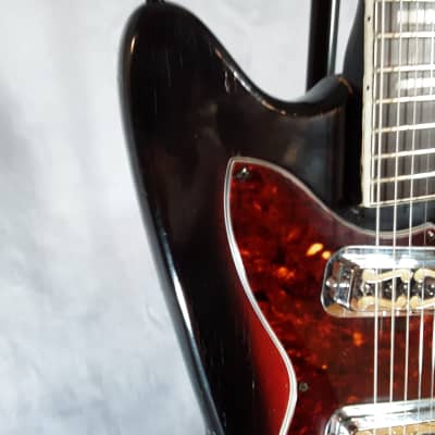 Harmony Holiday Model 1478, Rare & Vintage, Made in USA, Solid Body Electric Guitar 1965 Red Burst image 6