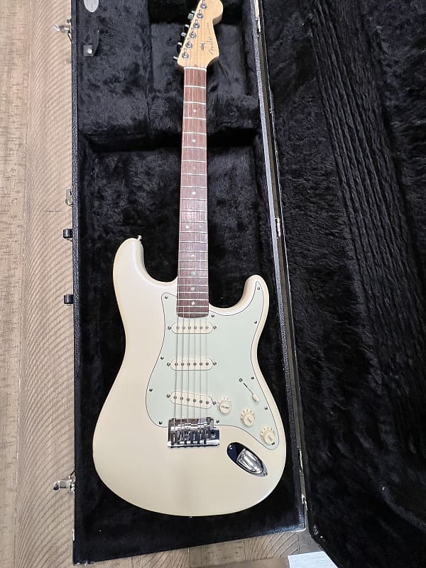 Fender American Deluxe Stratocaster 2004 - 2010 | Reverb