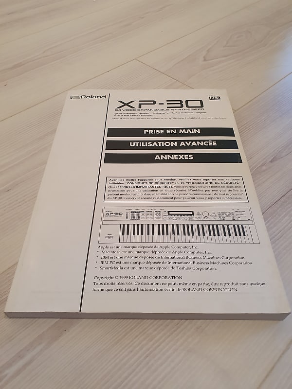 Roland XP-30 Manual. French Language. Good Condition. Global Ship. image 1