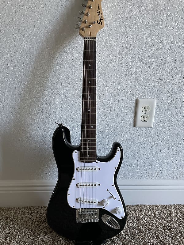 Fender Squire Mini Stratocaster (3/4 size) image 1