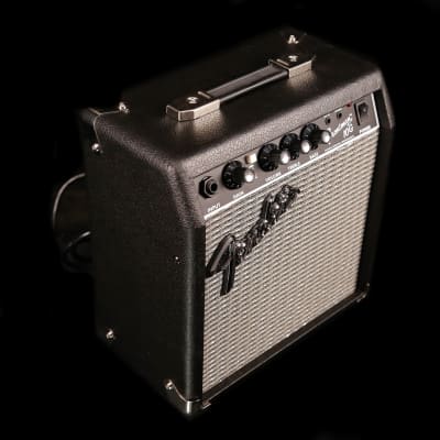 Fender Frontman 10G Guitar Amplifier with 6 Speaker - 10W - Black